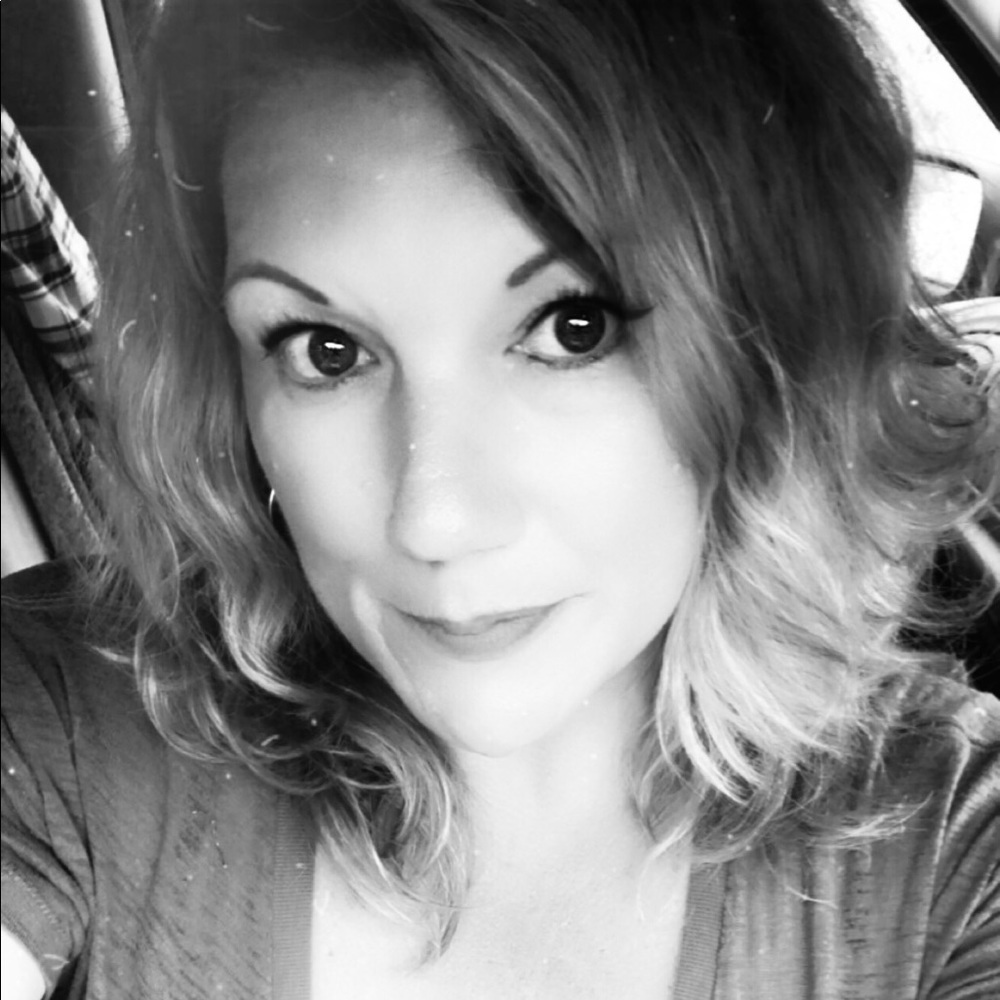 Meet your Posher, Corie